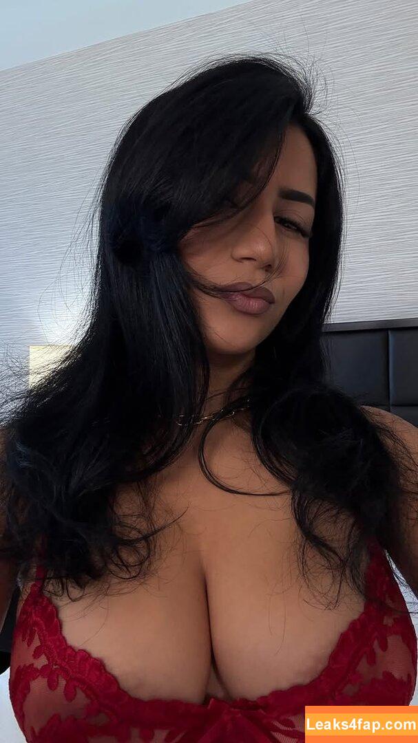 Roxie Sinner / roxie_sinner / roxxii_sinner / theroxiesinner leaked photo photo #0210