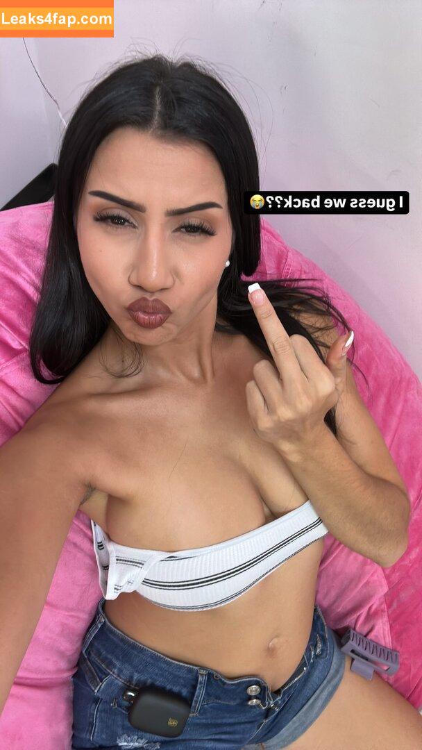 Roxie Sinner / roxie_sinner / roxxii_sinner / theroxiesinner leaked photo photo #0214