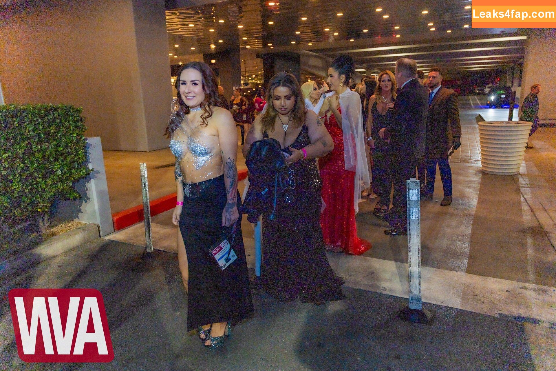 Roxie Sinner / https: / theroxiesinner / theroxiesinnerr leaked photo photo #0272