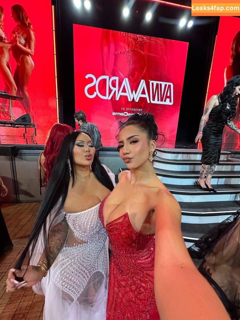 Roxie Sinner / https: / theroxiesinner / theroxiesinnerr leaked photo photo #0281