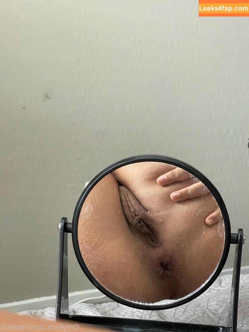 Roxiesin / TheRoxieSinner / UrArabGf / peachescheeks / roxiesinner / roxiesinnerlive leaked photo photo #0464