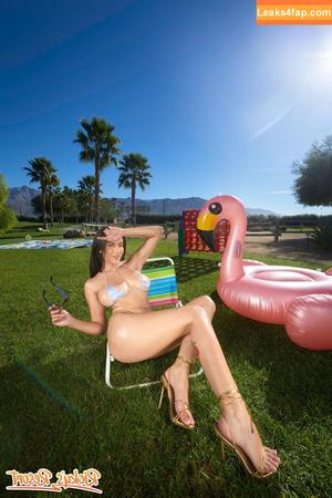 Roxiesin photo #0936