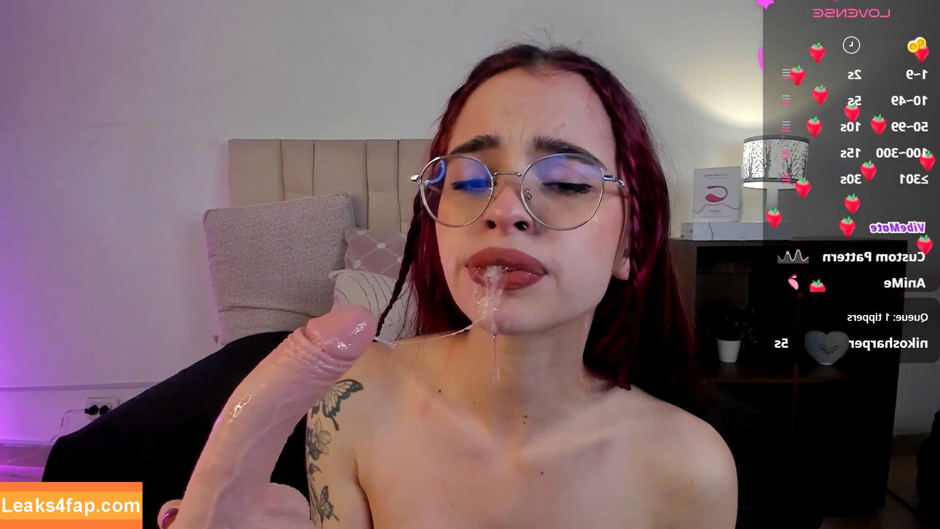 roxxy_mora / bby_roxyy / skinnythompson / sweet_roxannee leaked photo photo #0048