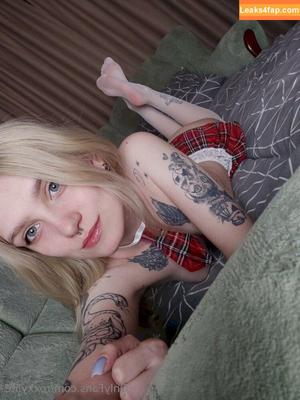 roxxylite photo #0023