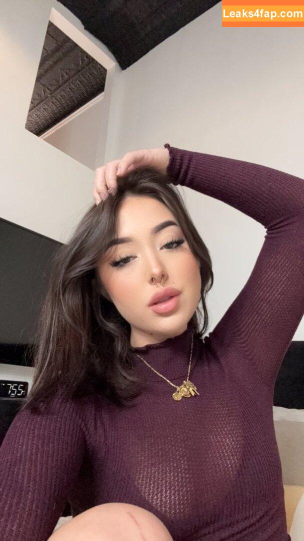 Roxylilosh /  leaked photo photo #0002