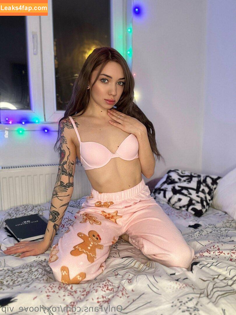 roxyloove_free / roxyloovery leaked photo photo #0028