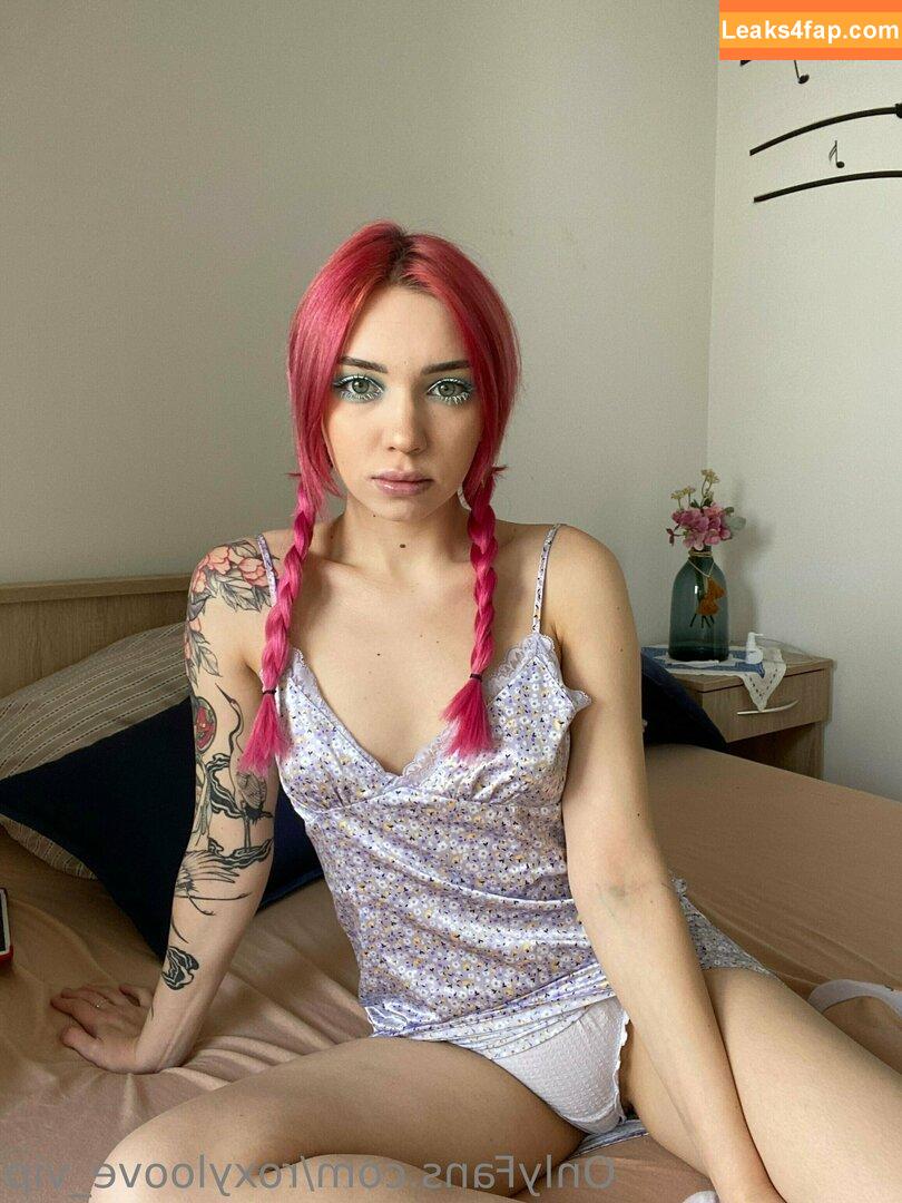 roxyloove_vip / mayberoxy leaked photo photo #0030