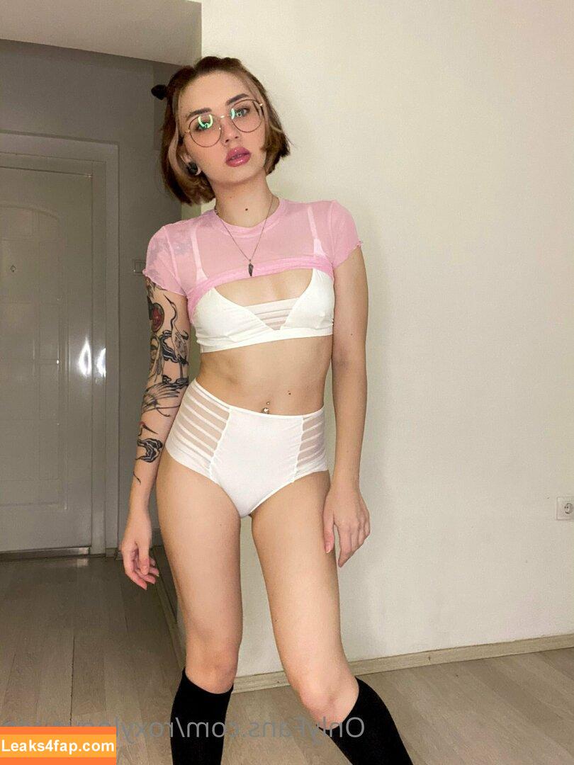 roxyloove_vip / mayberoxy leaked photo photo #0125