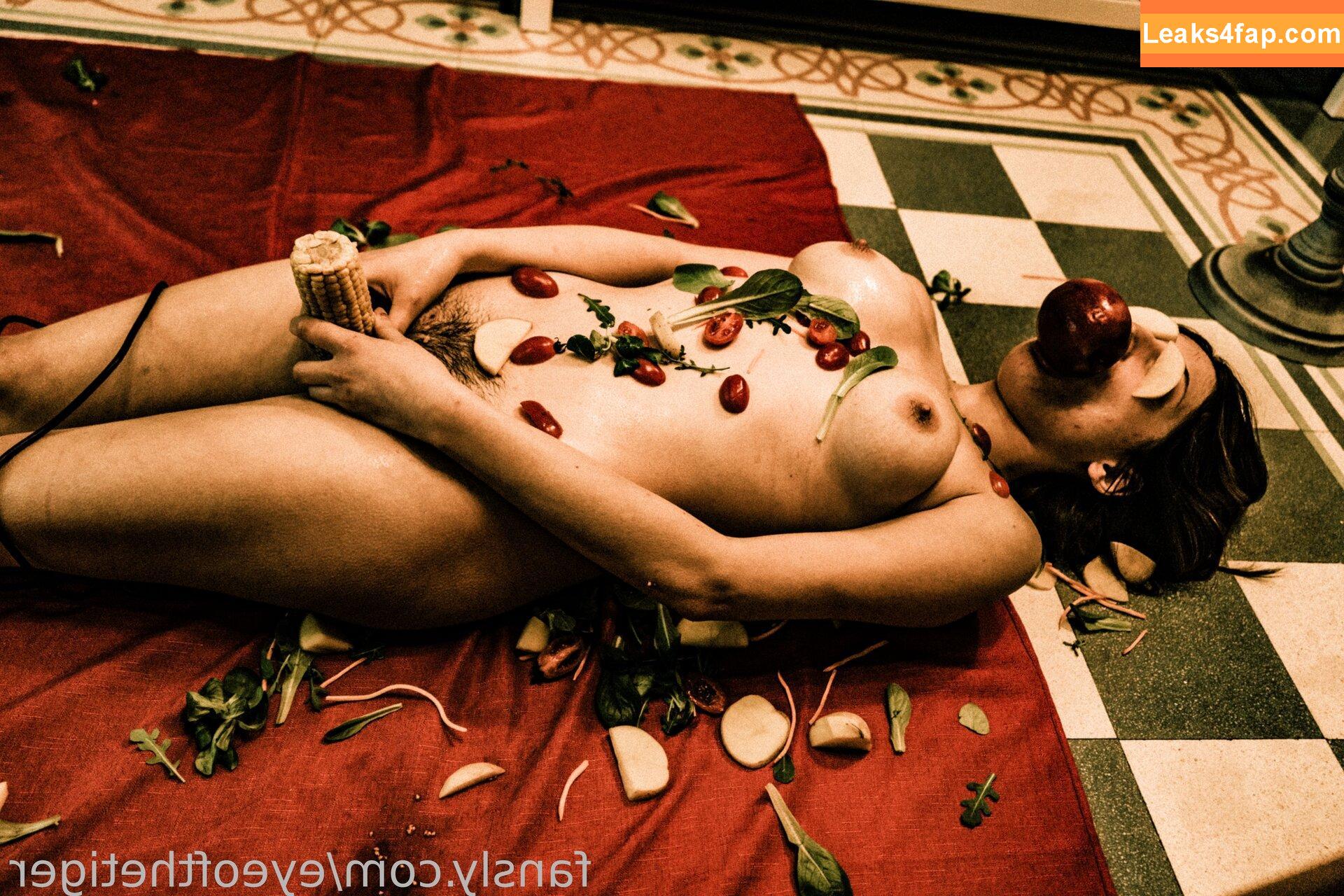 Roxyrose777 / roxy777_ / urislandwifey6969 leaked photo photo #0136