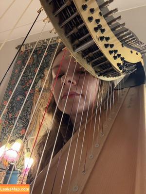 RoxyTall photo #0094