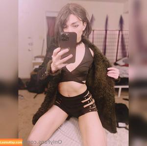 rrfoxfree photo #0015