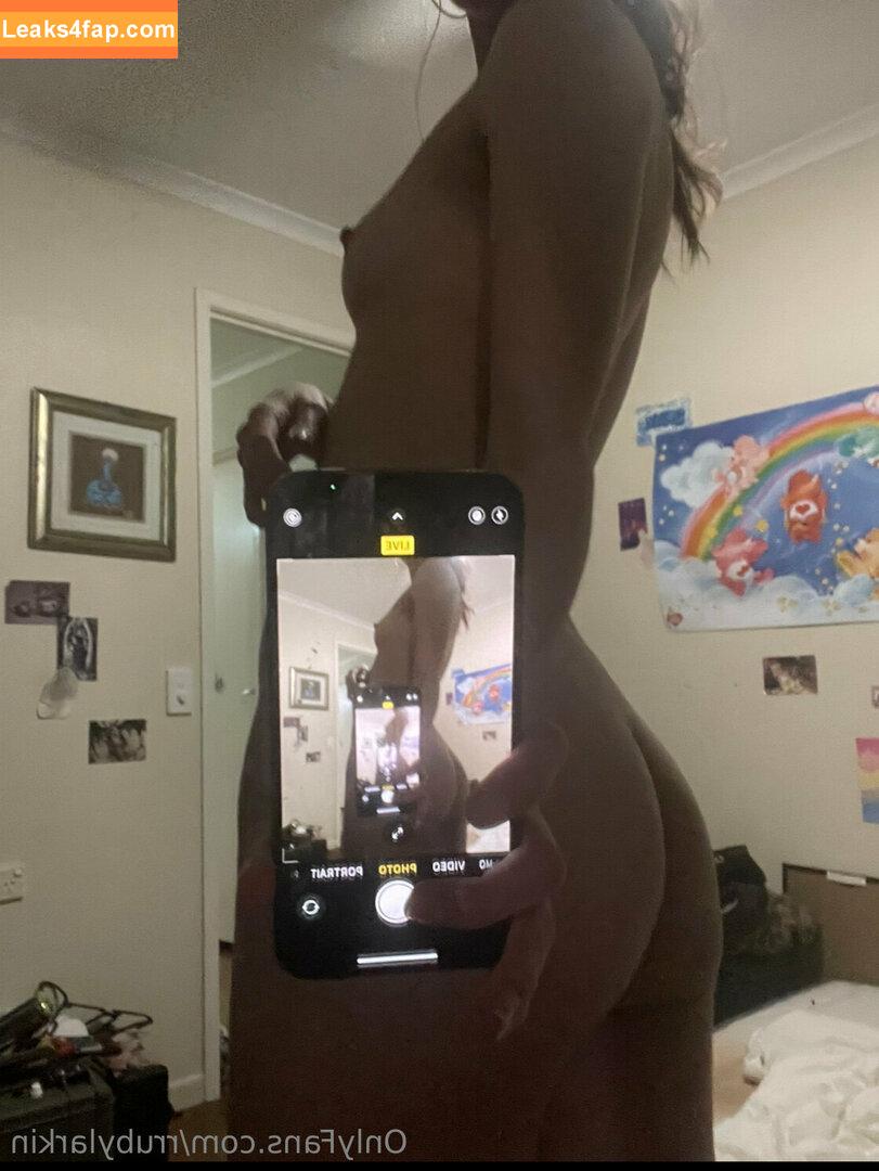 rrubylarkin / rrubyjeanlarkin / rubyjeanlarkin leaked photo photo #0013