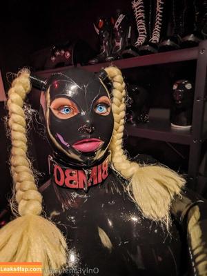 rubberbuns photo #0026