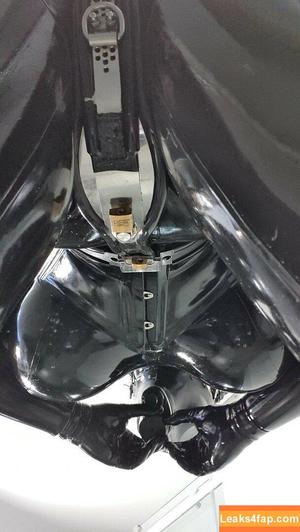 rubberdollemma photo #0030