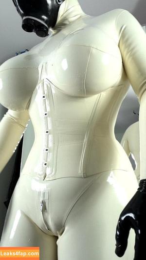 rubberdollemma photo #0081