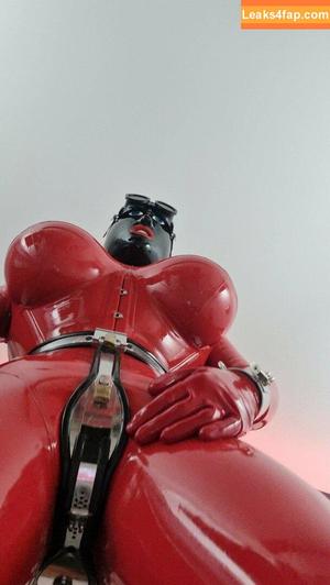 rubberdollemma photo #0162