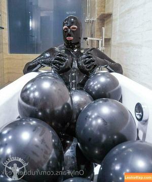 rubberfreak photo #0030