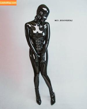 rubberhell photo #0032