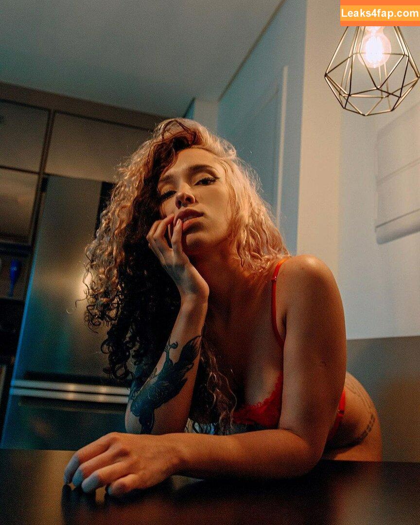Rubiascarlet / satanatinha / scarlet.rubia слитое фото фото #0017