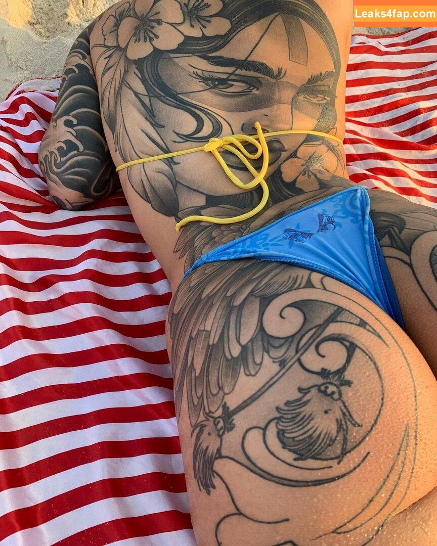Rubiascarlet / satanatinha / scarlet.rubia leaked photo photo #0033