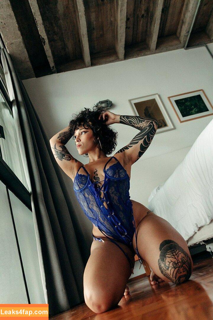 Rubiascarlet / satanatinha / scarlet.rubia leaked photo photo #0053