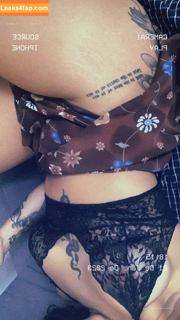 Rubiascarlet / satanatinha / scarlet.rubia leaked photo photo #0088
