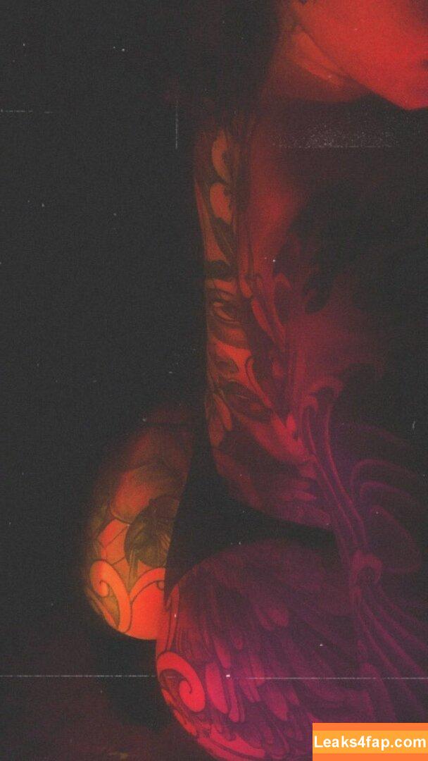 Rubiascarlet / satanatinha / scarlet.rubia leaked photo photo #0126