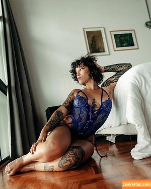 Rubiascarlet photo #0052