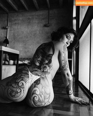 Rubiascarlet photo #0091
