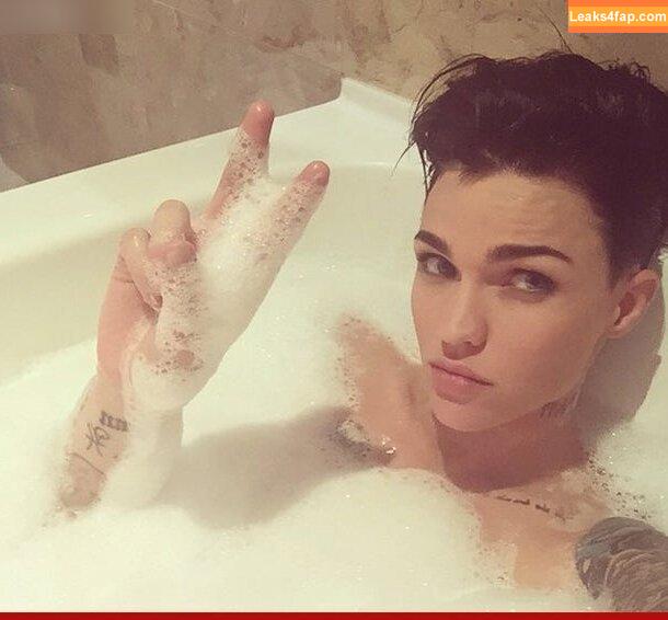 Ruby Rose Langenheim / rubyrose слитое фото фото #0004