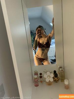 Rubyhexx photo #0027