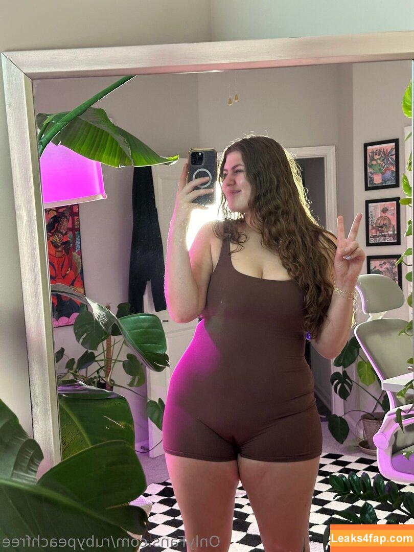 rubypeachfree / rubysnatural leaked photo photo #0073