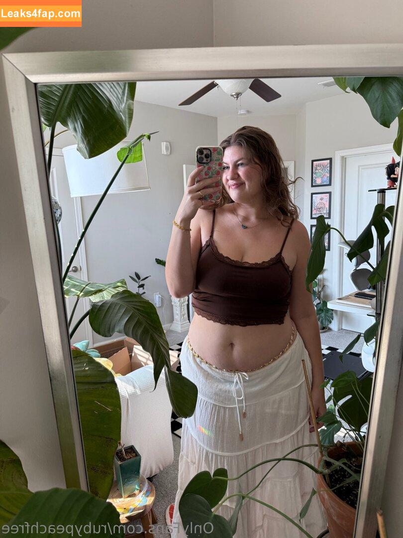 rubypeachfree / rubysnatural leaked photo photo #0096