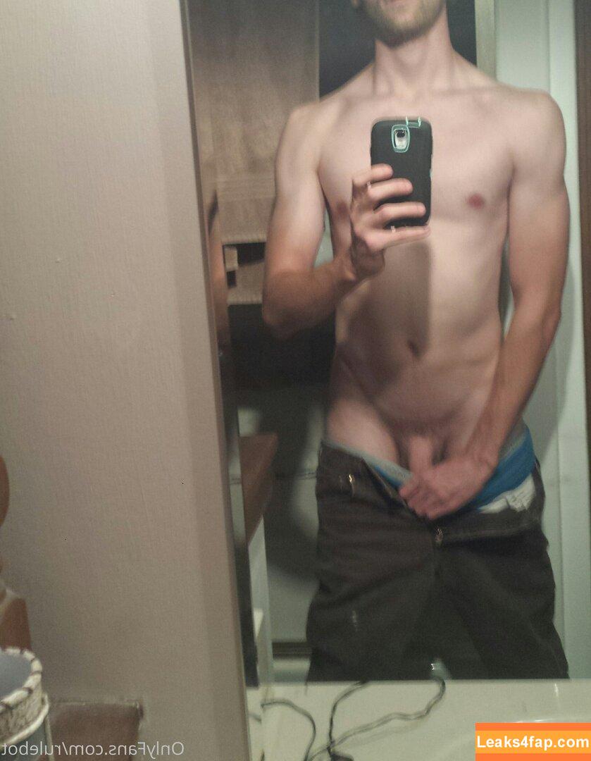 rulebot / dj_vixky_official_ leaked photo photo #0007