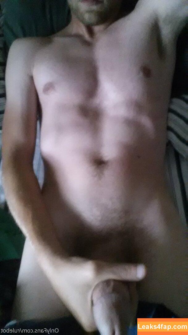 rulebot / dj_vixky_official_ leaked photo photo #0009