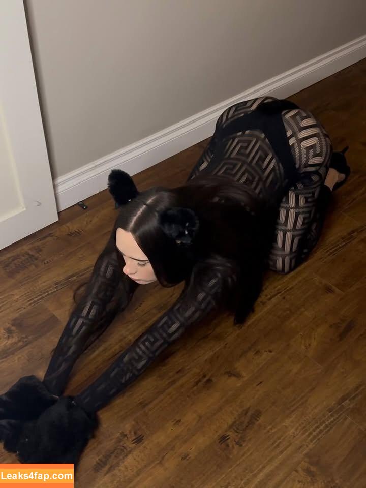 Rumi Mac / Rumimac01 / Rx.rumix / reemacneil / rumibibi leaked photo photo #0036