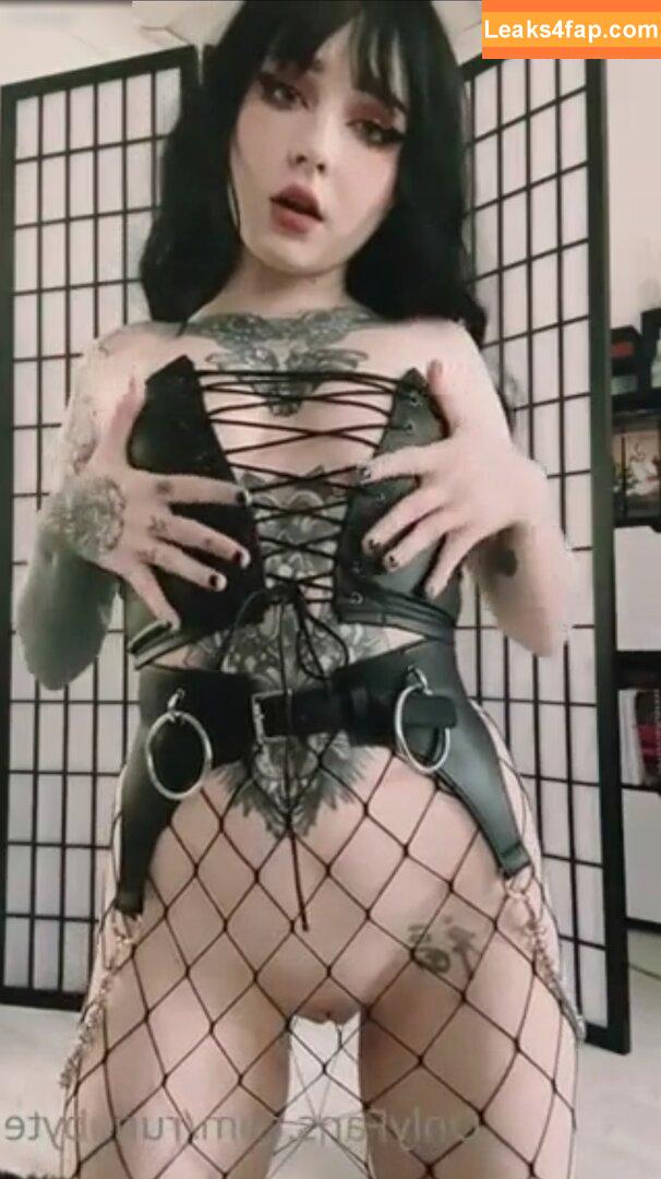 Runa / booba.exe / runafangz leaked photo photo #0094