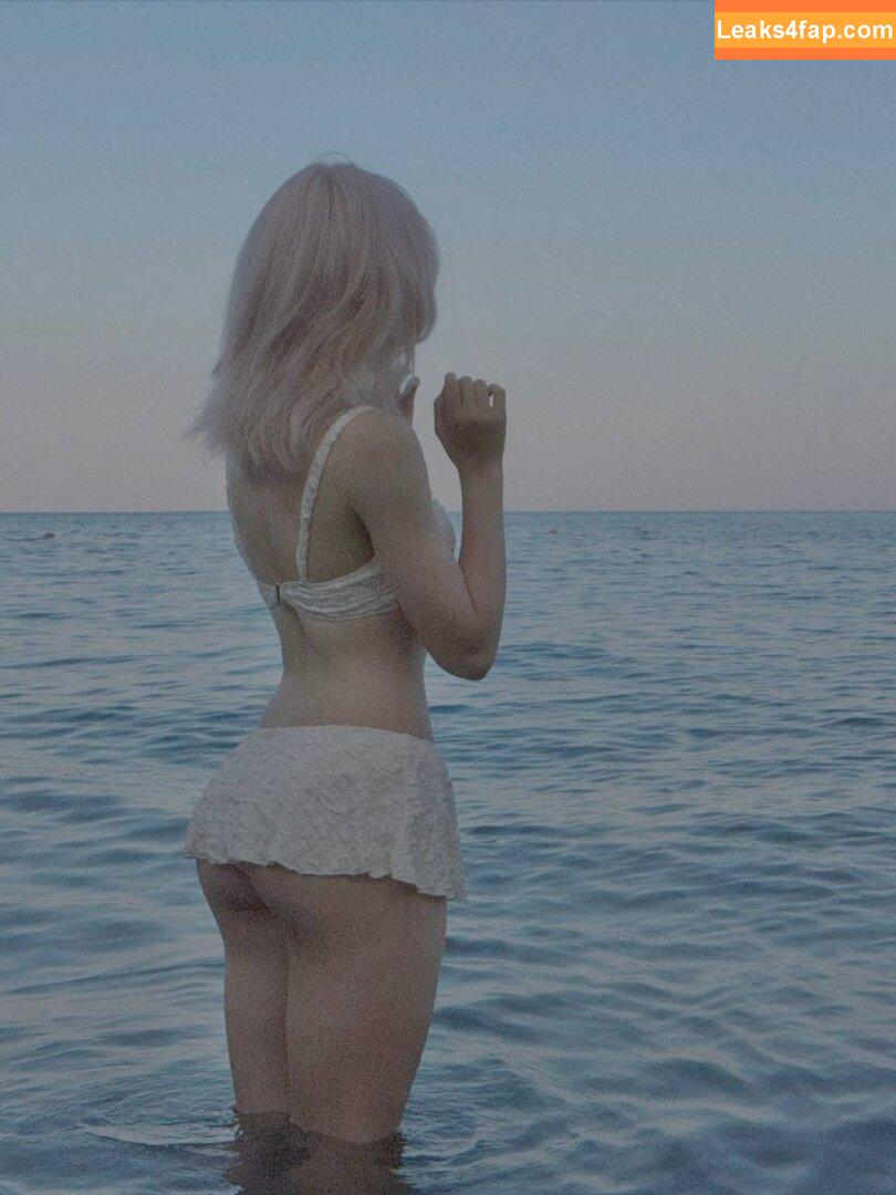 Russian Girls / russian_girls__ leaked photo photo #0032