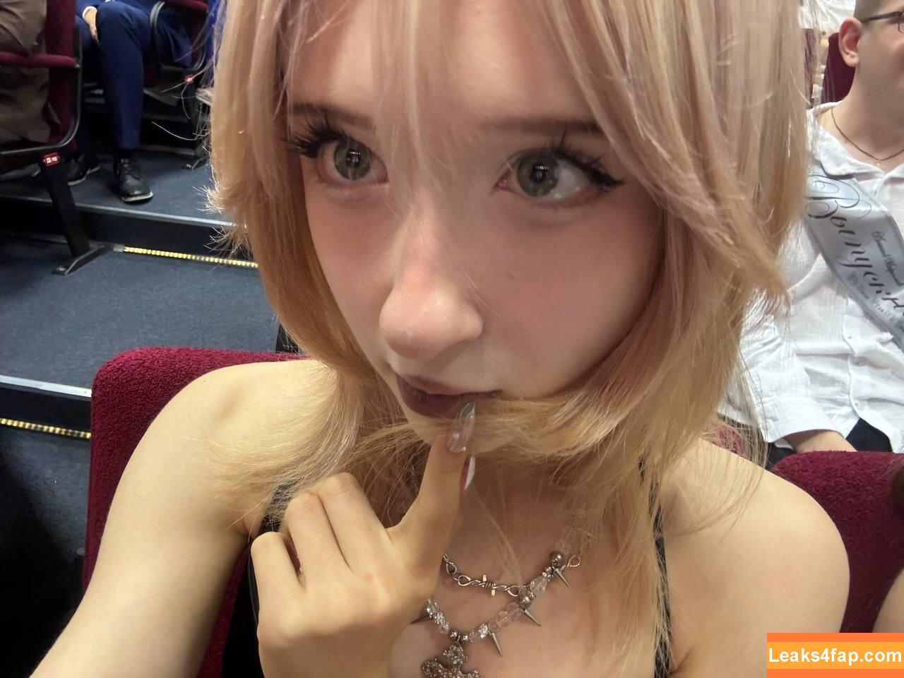 Russian Girls / russian_girls__ leaked photo photo #0034
