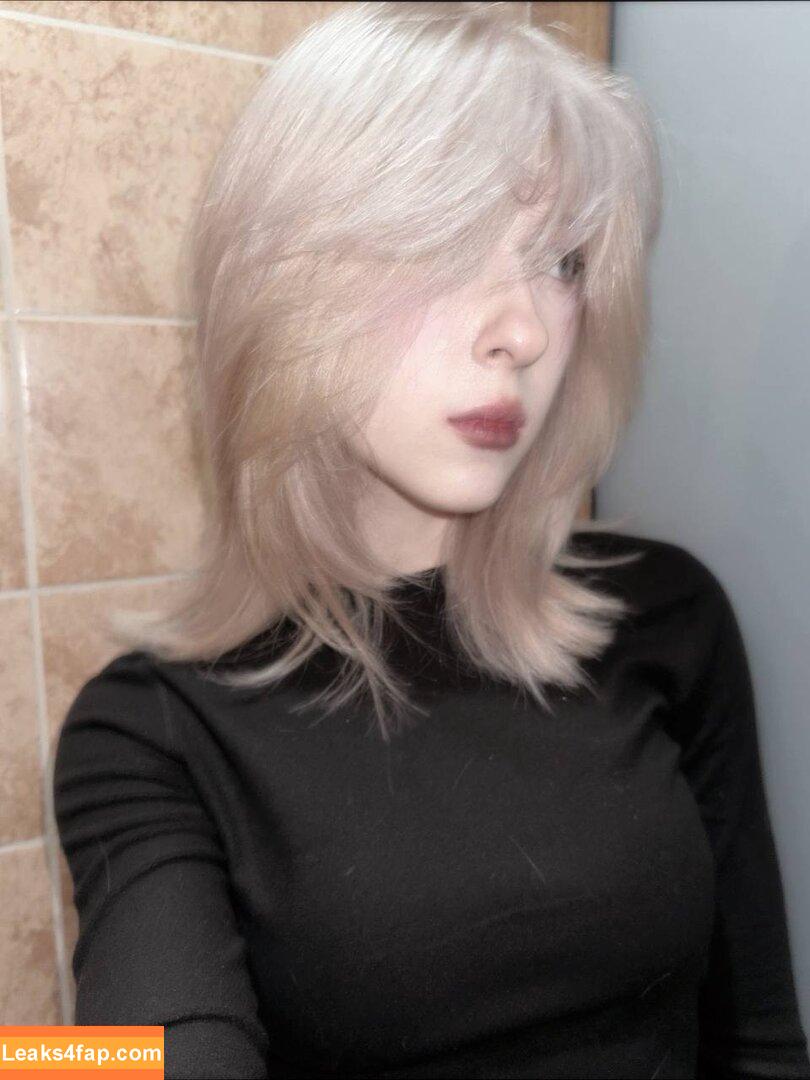 Russian Girls / russian_girls__ leaked photo photo #0037