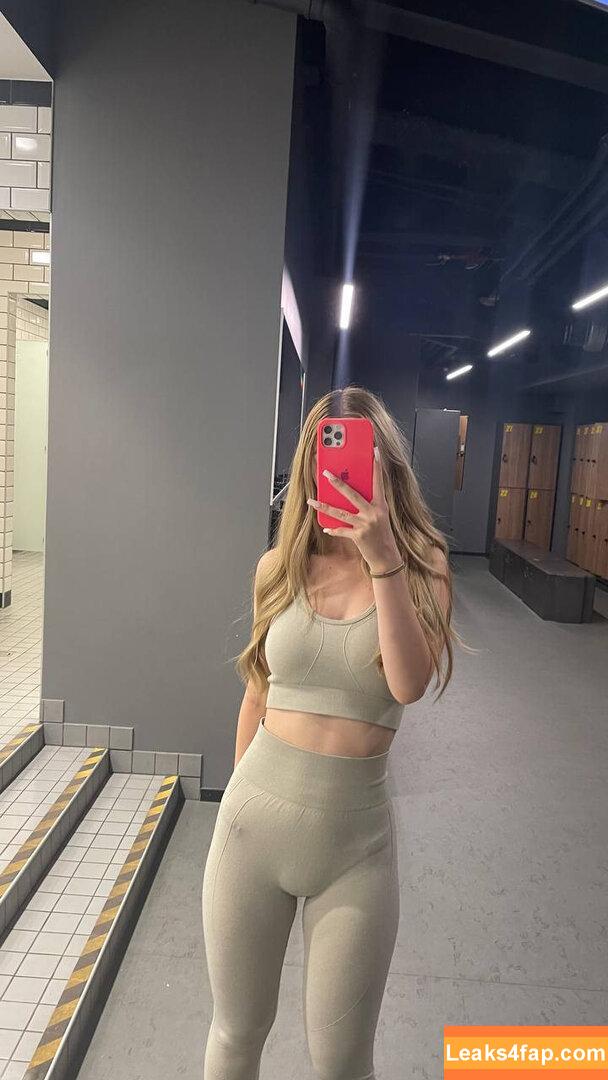 Russian Girls / russian_girls__ leaked photo photo #0054