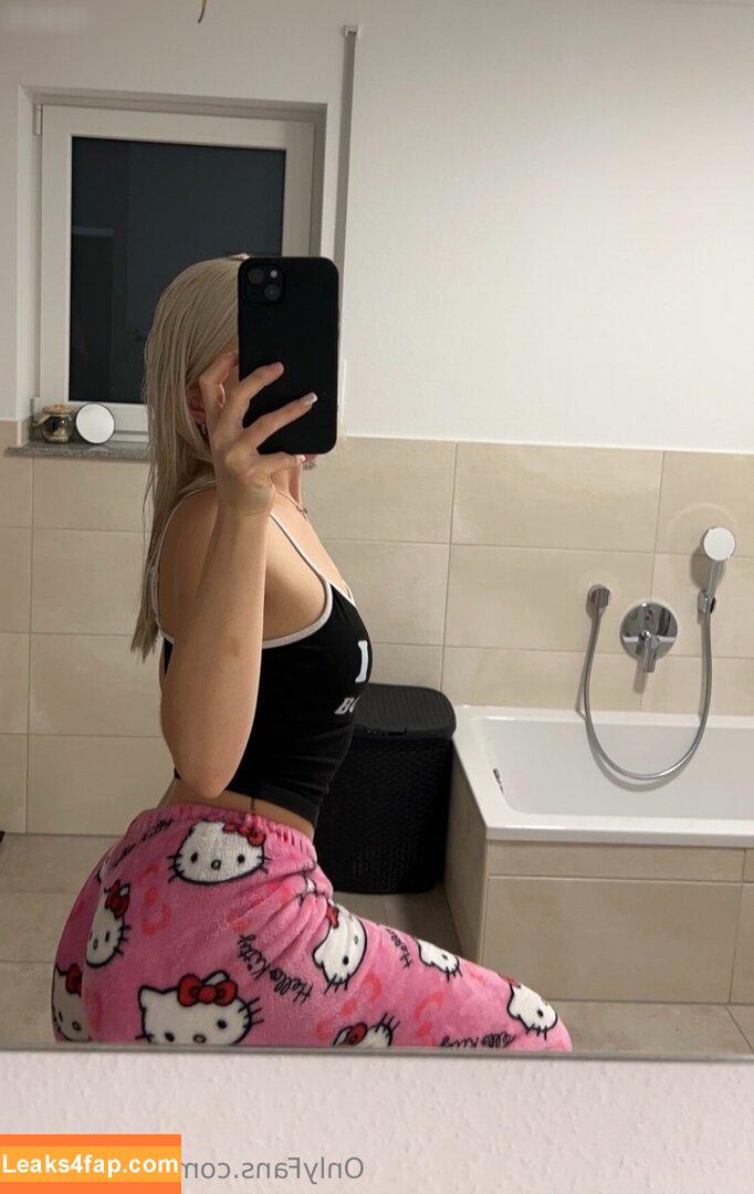 Russianlucy /  leaked photo photo #0014