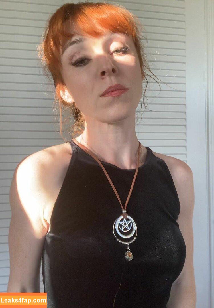 Ruth Connell / RuthieConnell / ruthie_connell leaked photo photo #0009