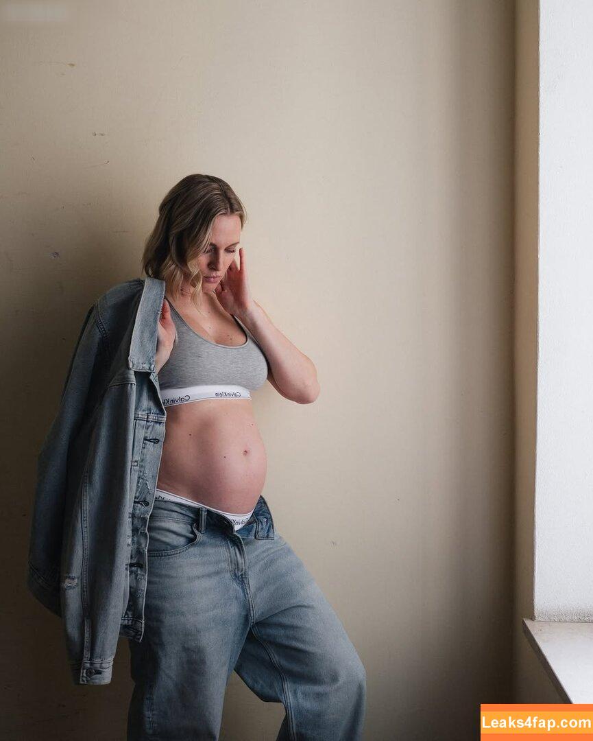 Ruth Hofmann / _ruth_hofmann leaked photo photo #0213