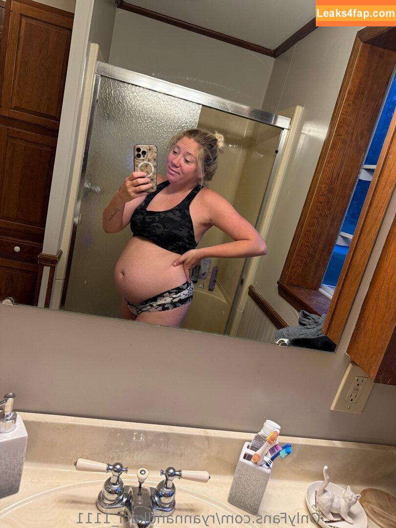 ryannandkaci_1111 /  leaked photo photo #0002