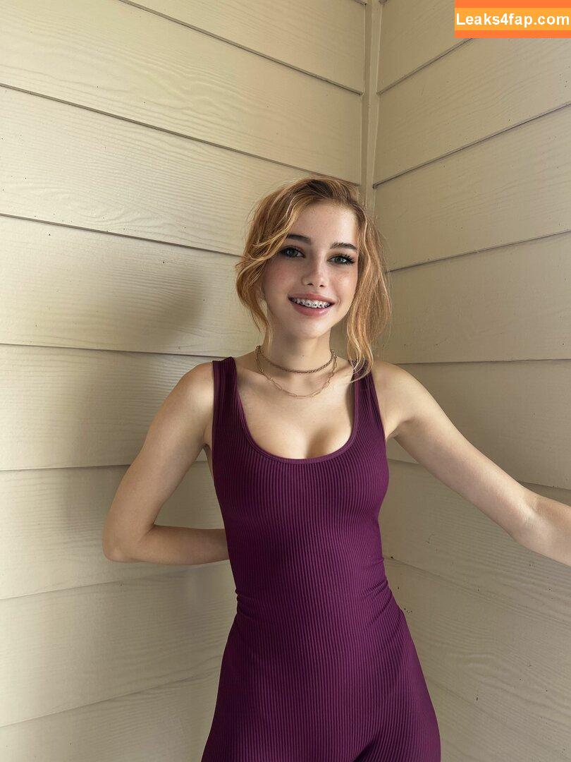 rylieeee / CarolynZambrano / Rylie / rylieeee__ / smileyrileyxxx leaked photo photo #0015