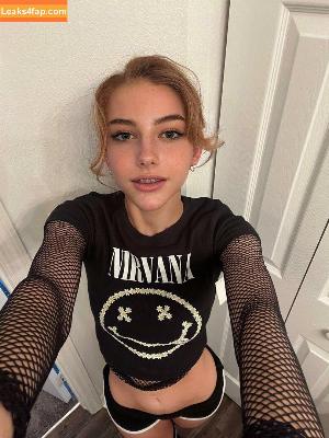 rylieeee photo #0010