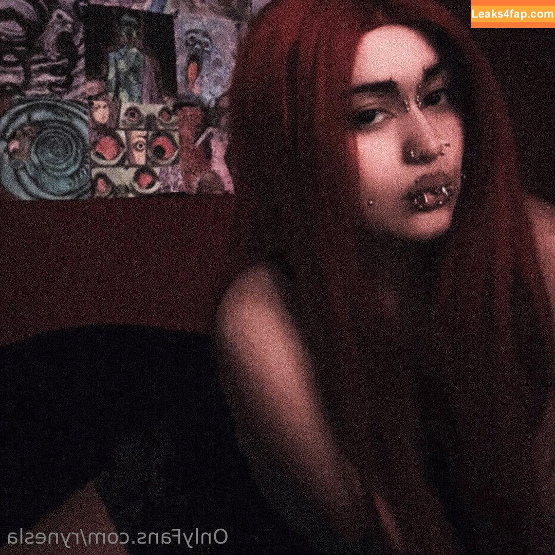 rynesla /  leaked photo photo #0002