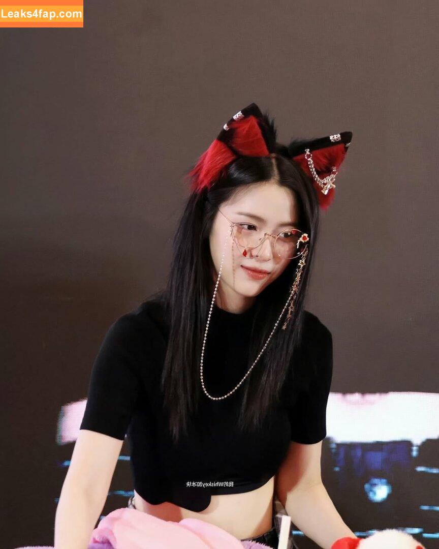 Ryujin / ITZY (신류진 / Shin Ryu-jin / iamfinethankyouandryu leaked photo photo #0069