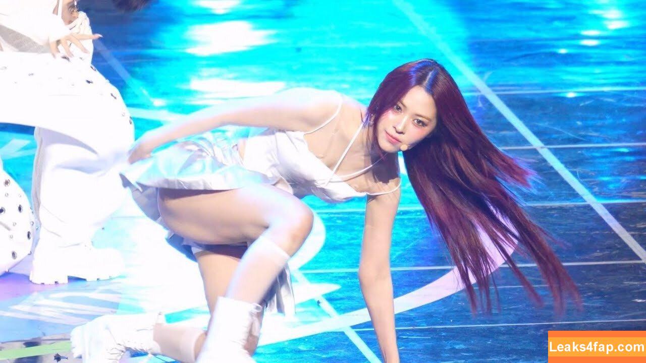 Ryujin / ITZY (신류진 / Shin Ryu-jin / iamfinethankyouandryu leaked photo photo #0107